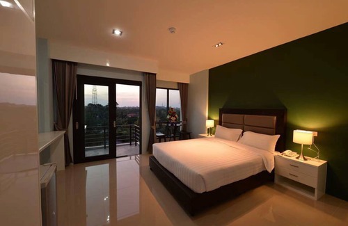 Trang Hotel | Sixty Six Place Hotel