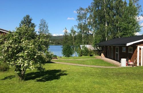 Fransta Apartment | Sjönära lägenghet på landet