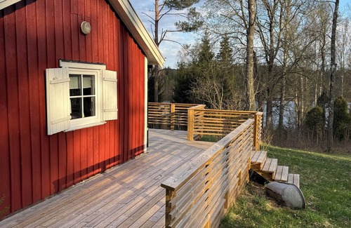 Svenljunga Municipality House | Sjökullen1 - red Swedish house by the lake - ideal for families and nature lovers