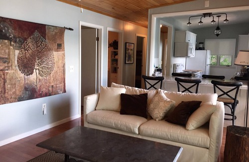 Moravia Cottage | Skaneateles Lakefront Cottage