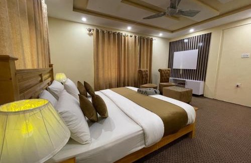 Skardu Hotel | Skardu Saraye Hotel & Resort