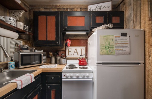 Banner Elk Apartment | Ski Beech Mountain: Blue Ridge Cozy Studio Retreat