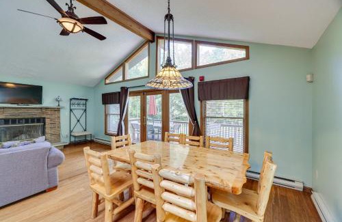 Greentown House | Ski, Hike and Stay Cozy Family Cabin in Lake Ariel!