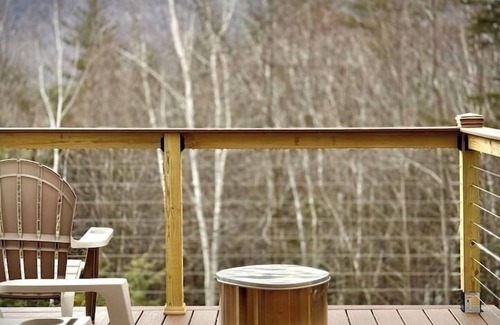 Stockbridge House | Ski Home Mountain Views Near Killington/Woodstock