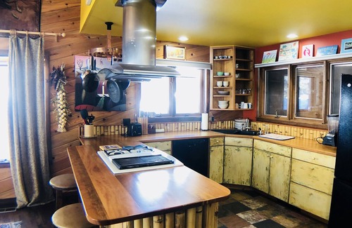 Teton Village House | Ski-In and Out House at JHMR!