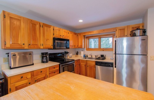 Carrabassett Valley Condo | Ski In/Out - 4 bedroom, 3 bath - Sugarloaf Mountain, Snowbrook!