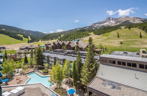 Big Sky Condo | Ski in/out w/stunning views, fireplace, community pool/hot tub! - Shoshone Ski Haus