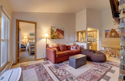 Brian Head Apartment | Ski-in/ski-out Brian Head Condo w/Pool Access!