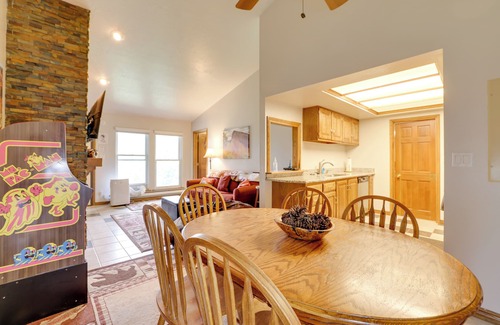 Brian Head Apartment | Ski-in/ski-out Brian Head Condo w/Pool Access!