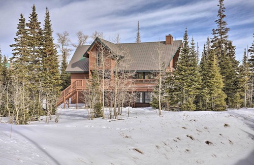 Brian Head Cottage | Ski-in/ski-out Cabin: Lift to Brian Head Resort!
