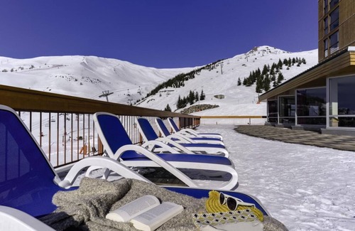 Orcieres-Merlette Apartment | Ski-in/ski-out & foot of the slopes, view mountain, tv, ski locker, 25-30m², Orcières Merlette 1850