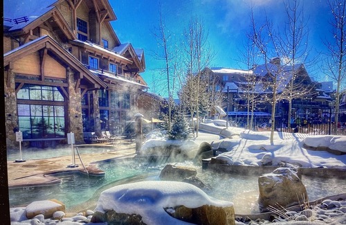 Breckenridge Condo | Ski-in/ski-out on Peak 7!