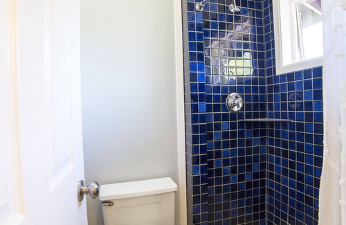 Alyeska House | Ski Inn