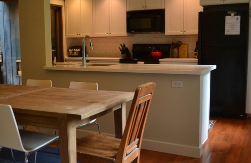 Waitsfield Condo | Ski Mountain Getaway in Heart of Sugarbush&Mad River AVAILABLE FOR SEASON Rental