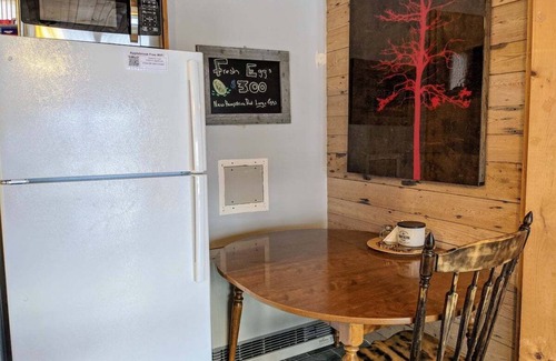 Jefferson Cottage | Ski Patrol Cottage at Applebrook - Perfect Mountain Getaway