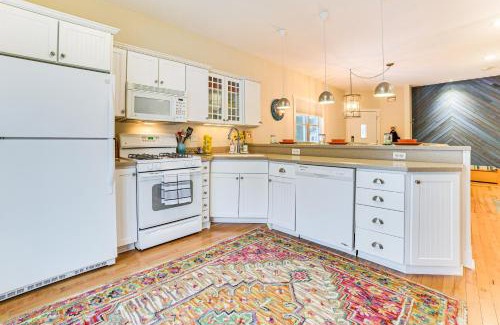 Charlevoix House | Ski, Shop, Explore Hidden Gem Near Lake Michigan!