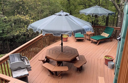 Lake Harmony House | Ski Slope Views Sauna Jacuzzi Firepit Fireplace