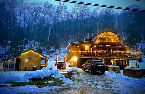 Plymouth House | Skiers Paradise, 15 min to Okemo and Killington