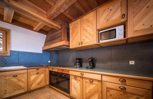 Cognet Ski Chalet | Skis aux Pieds ! Chalet + Sauna & Jacuzzi Privés