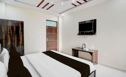 Taj Ganj Hotel | Sky Heaven Stay