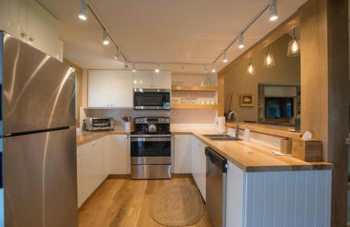 Big Sky Meadow Village Apartment | Sky Is The Limit Centrally Located For Big Sky Fun