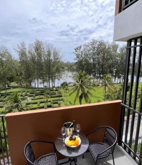 Laguna Apartment | Sky Park Laguna 1bdr Lake View