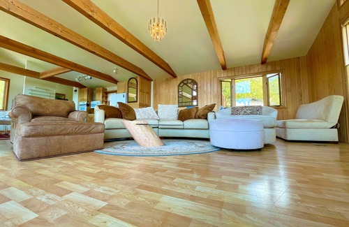 Idyllwild House | Sky Ridge - hilltop cabin with stunning views