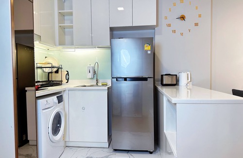Chang Khlan Apartment | Sky river room in the City center Chiang Mai