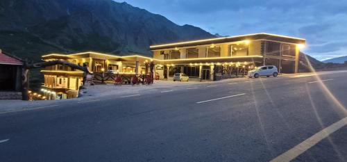 Kohistan Hotel | Sky Touch Hotel and Resort