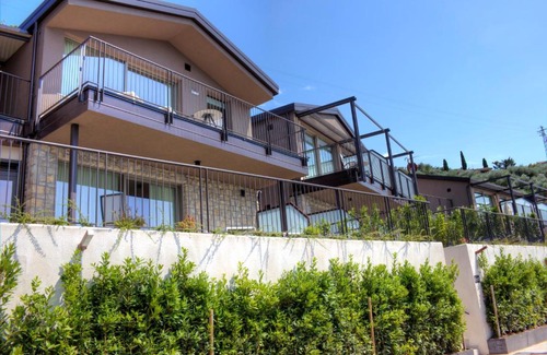 Torri del Benaco Hotel | Sky View Garda Lake by Hotel Galvani