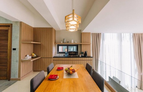 Surat Thani Hotel | Sky View Luxury Pool Villa Suratthani