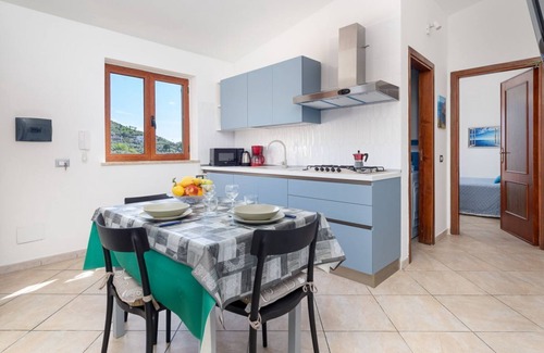 Sant'Agata sui Due Golfi Apartment | Skyblue Guesthouse - De Vivo Realty