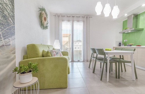 Alghero Apartment | Skyfive Earth, Ideal for those who love a carefree holiday. Relaxation and amazement
