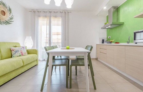 Alghero Apartment | Skyfive Earth, Ideal for those who love a carefree holiday. Relaxation and amazement