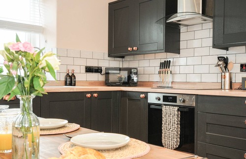 Looe Cottage | Skylarks