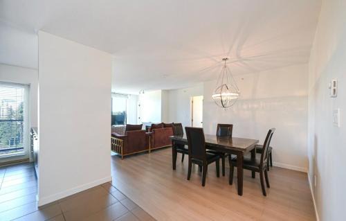 Port Coquitlam Apartment | Skyline Peak, Entire Private Guest Suite