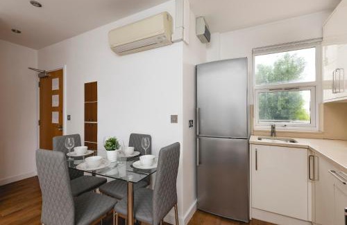 Golborne Apartment | Skyvillion - Lovely 2-Bed Central London Apartment