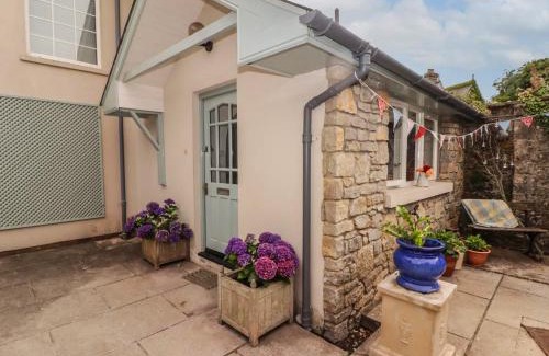 Southerndown House | Slade Cottage