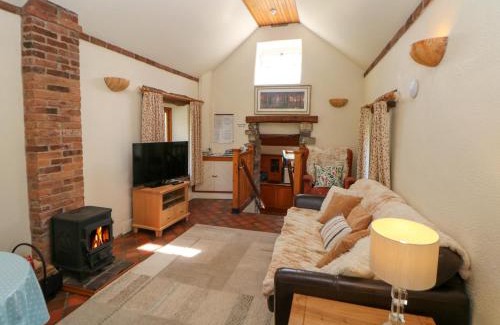 Cauldon Low House | Slade Tops