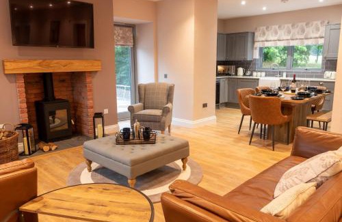 Thornhill House | Slatehouse Cottage, Drumlanrig