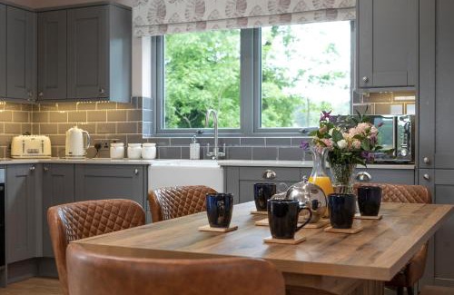 Thornhill House | Slatehouse Cottage, Drumlanrig