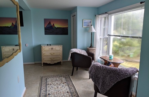 Slaughter Beach Cottage | Slaughter Beach Living - Pet friendly & Handicap Accessible