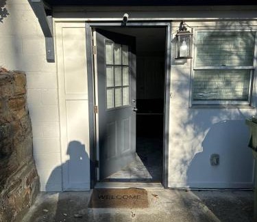 Buckhead House | Sleek 5br Buckhead Homemodern,spacious & Central
