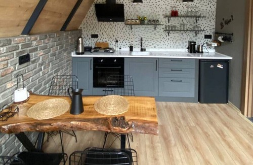 Sapanca House | Sleek Bungalow with Heated Pool near Sapanca Lake