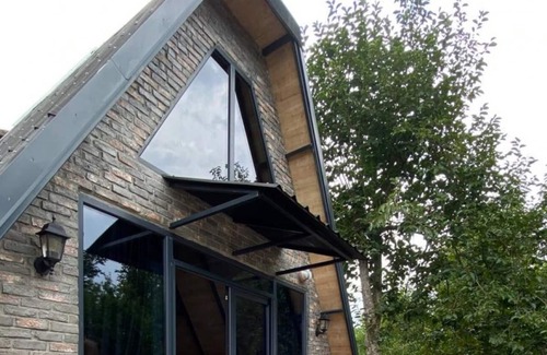 Sapanca House | Sleek Bungalow with Private Pool near Sapanca Lake