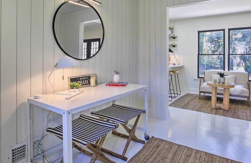 Alpharetta House | Sleek & Chic Alpharetta Escape, 2 Mi to Dtwn!