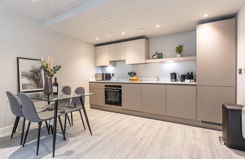 The Westside Apartment | Sleek City Retreat - 2Bed2Bath at St Martins Place