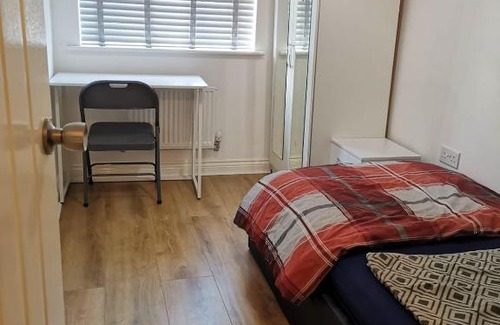 Maidstone House | Sleep Cheaply