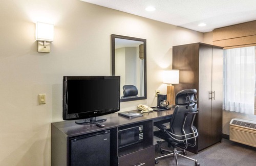 Niantic Hotel | Sleep Inn & Suites Niantic North