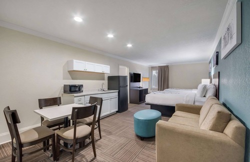 Niceville Hotel | Sleep Inn & Suites Niceville – Destin